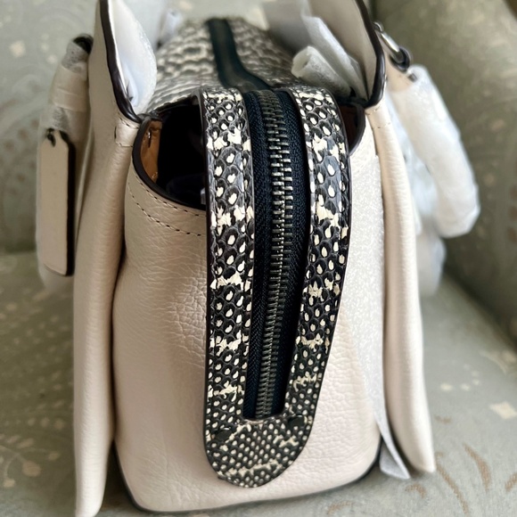 NWT COACH Drew Satchel/ Chalk and  SnakeSkin detail - Picture 5 of 13